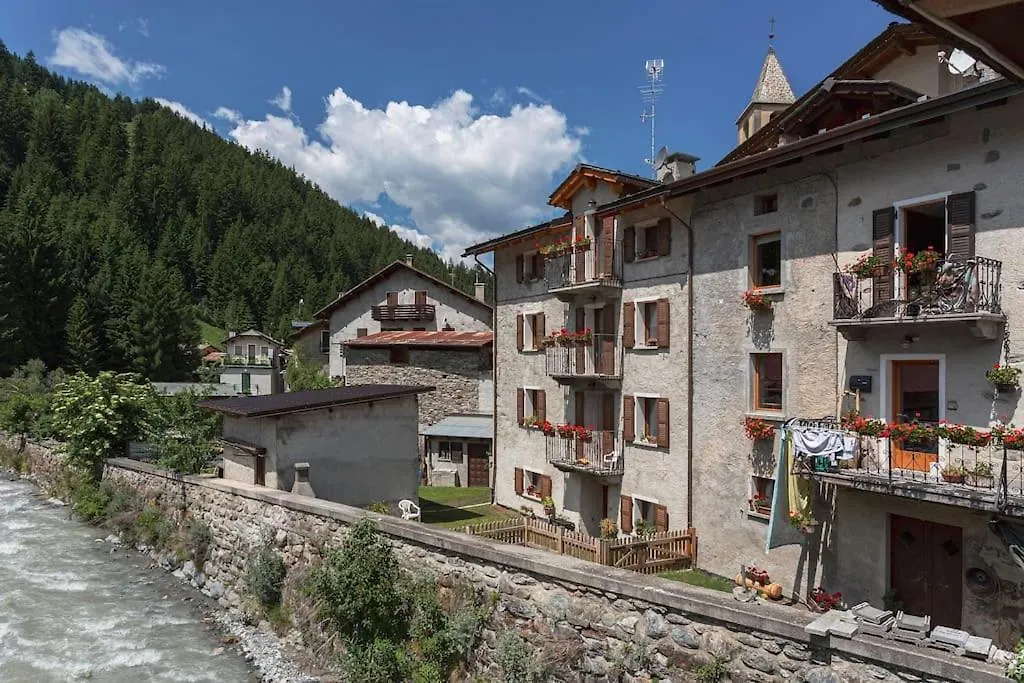 NUOVISSIMO appartamento a due passi da Bormio! Valfurva Italia
